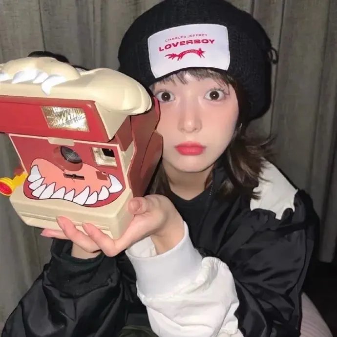 怪异同床人